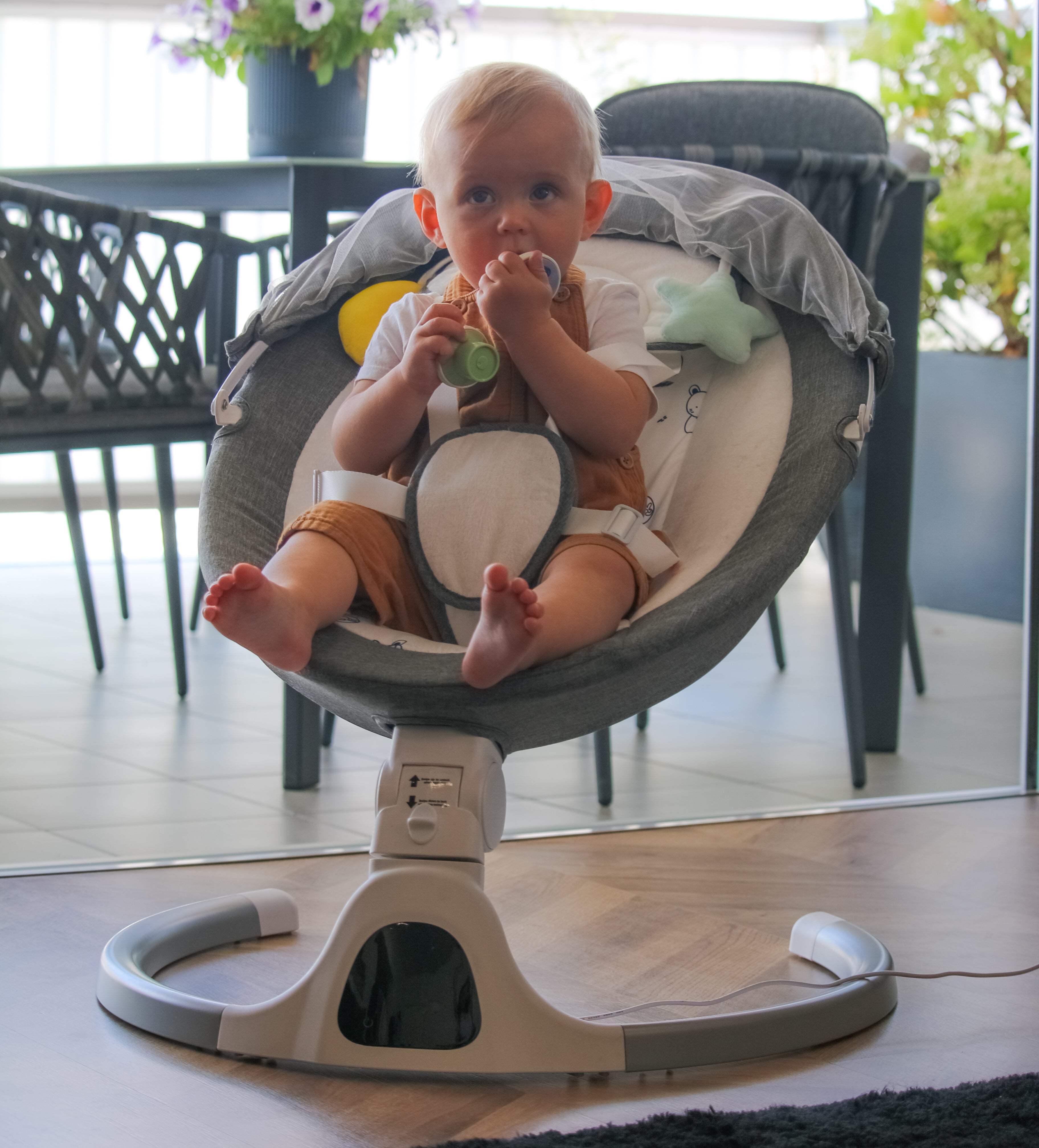 NapNest Electric Cradle